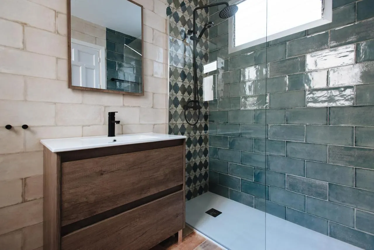 Alhondiga Suite Apartment With Terrace Seville