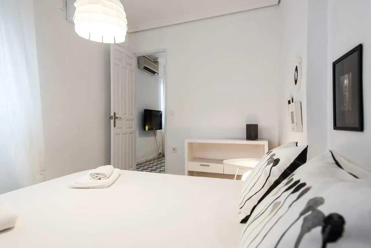 Alhondiga Suite Apartment With Terrace Seville 0*,